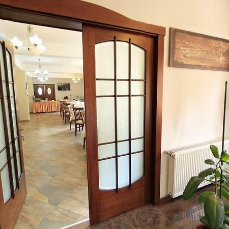 Pension Deutsches Haus Брашов Екстериор снимка
